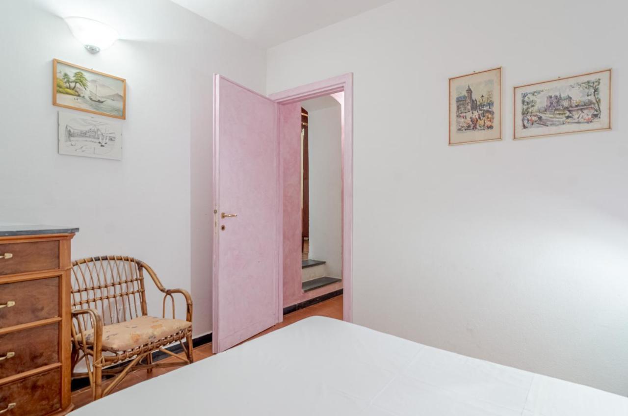 Recco Apartment With View And Pool Luaran gambar