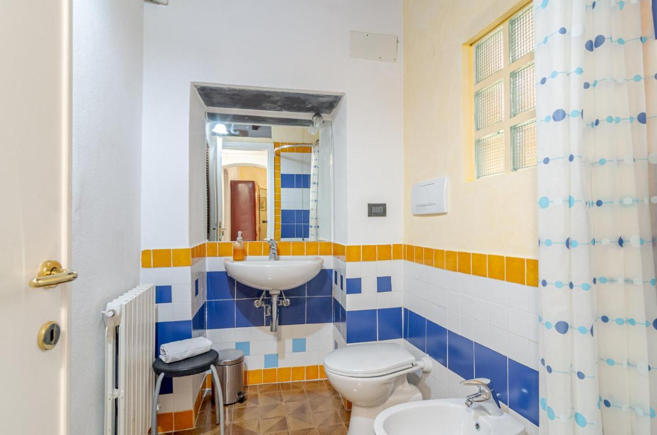 Recco Apartment With View And Pool Luaran gambar